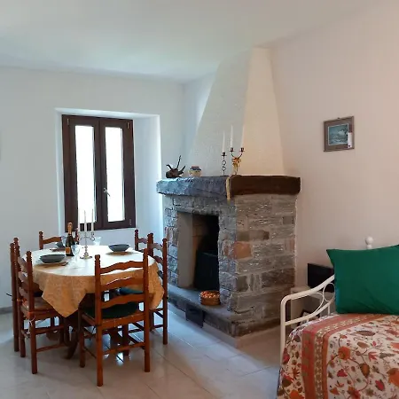Artist House With Panoramic Terrace Quiet Retreat Near Maggiore * Maccagno